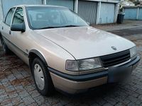 Gebraucht Opel Vectra 116 PS (85 kW) 1990 Beige Kleinwagen