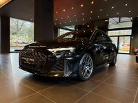 Gebraucht Audi RS3 Ambiente 400 PS (294 kW) 2025 Schwarz Limousine