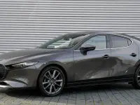 Używany Mazda 3 Selection 150 KM (110 kW) 2021 Szary Sedan/Limuzyna
