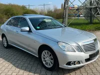 Gebraucht Mercedes E220 170 PS (125 kW) 2011 Silber Limousine