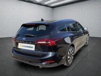 Gebraucht Ford Focus Titanium 125 PS (91 kW) 2024 Schwarz Kombi