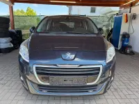 Gebraucht Peugeot 5008 Active 120 PS (88 kW) 2015 Blau Van / Kleinbus