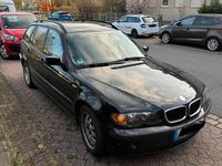 Gebraucht BMW 318 150 PS (110 kW) 2004 Schwarz Kombi