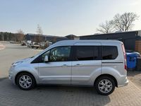 Gebraucht Ford Tourneo Connect Titanium 116 PS (85 kW) 2015 Silber Van / Kleinbus