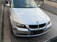 Gebraucht BMW 320 150 PS (110 kW) 2006 Silber Limousine