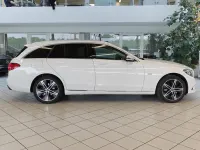 Gebraucht Mercedes E300 Avantgarde 313 PS (230 kW) 2020 Weiß Limousine
