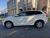 Gebraucht Volvo XC60 Kinetic 190 PS (139 kW) 2016 Weiß SUV