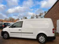 Używany VW Caddy 102 KM (75 kW) 2014 Biały Minivan