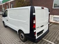 Gebraucht Renault Trafic 121 PS (88 kW) 2019 Weiß Van / Kleinbus