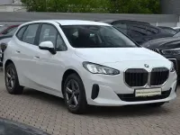 Gebraucht BMW 218 Active Tourer 136 PS (100 kW) 2023 Weiß Van / Kleinbus
