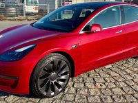 Gebraucht Tesla Model 3 Long Range AWD 244 kW (333 PS) 2019 Rot Limousine