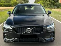 Gebraucht Volvo V60 Plus 197 PS (144 kW) 2023 Schwarz Kombi