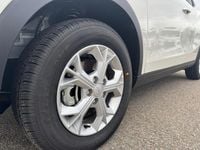 Neu KGM Tivoli 163 PS (119 kW) 2025 Silber SUV
