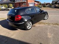Gebraucht BMW 120 2009 Schwarz Kleinwagen