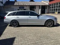 Gebraucht Mercedes E220 Exclusive 194 PS (142 kW) 2022 Manufaktur lack patagonienrot Kombi