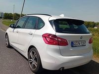 Gebraucht BMW 216 Active Tourer 116 PS (85 kW) 2016 Weiß Van / Kleinbus