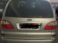Gebraucht Ford Galaxy Ghia 131 PS (96 kW) 2004 Grau Van / Kleinbus
