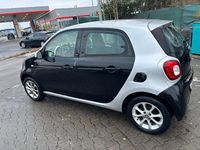 Gebraucht Smart ForFour 71 PS (52 kW) 2014 Schwarz Kleinwagen