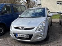 Gebraucht Hyundai i20 101 PS (74 kW) 2009 Silber Kleinwagen