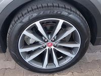 Gebraucht Jaguar E-Pace Chequered Flag 179 PS (131 kW) 2020 Grau SUV