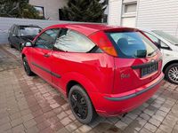 Usata Ford Focus 75 CV (55 kW) 2004 Rosso Berlina