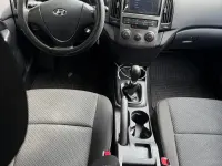 Gebraucht Hyundai i30 109 PS (80 kW) 2012 Grau Kombi