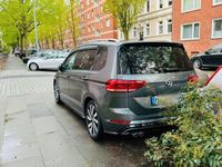 gebraucht VW Touran  VW2,0 TDI DSG 2019 R-line -7- Sitzer TÜV neu