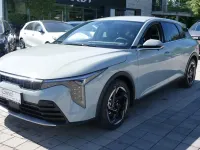 Neu Kia K4 150 PS (110 kW) 2026 Morgenbrise dark grey Limousine
