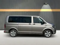 Gebraucht VW Multivan Trendline 150 PS (110 kW) 2016 Mojave beige metallic Van / Kleinbus