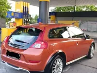 Second-hand Volvo C30 109 CP (80 kW) 2010 Portocaliu Hatchback