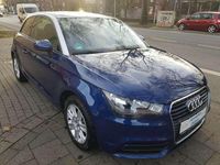 Używany Audi A1 Attraction 86 KM (63 kW) 2011 Niebieski Hatchback