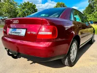 Gebraucht Audi A4 90 PS (66 kW) 2000 Rot Limousine
