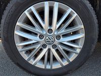 Gebraucht VW Caddy Highline 150 PS (110 kW) 2016 Violett Van / Kleinbus