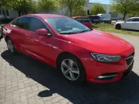 Gebraucht Opel Insignia Innovation 140 PS (102 kW) 2018 Rot Limousine