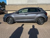 Gebraucht VW Polo 110 PS (80 kW) 2023 Grau Kleinwagen