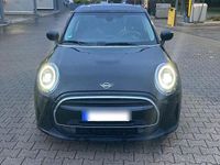 Gebraucht Mini ONE Essential 102 PS (75 kW) 2021 Schwarz Kleinwagen
