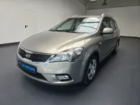 Gebraucht Kia Ceed Sportswagon 105 PS (77 kW) 2011 Silber Kombi
