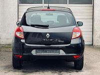 Gebraucht Renault Clio II 101 PS (74 kW) 2010 Schwarz Kleinwagen
