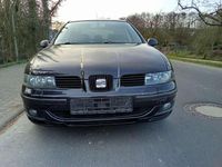 Second-hand Seat Leon 105 CP (77 kW) 2004 Negru Hatchback