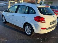 Gebraucht Renault Clio GrandTour Dynamique 101 PS (74 kW) 2009 Weiß Kombi