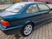 Używany BMW 320 150 KM (110 kW) 1994 Zielony Coupe