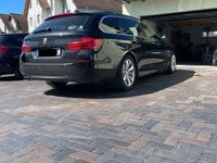 gebraucht BMW 530 d xDrive Touring - HUD/Navi/belüft.Si./SoftCl