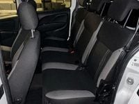 Gebraucht Fiat Doblò 120 PS (88 kW) 2017 Weiß Van / Kleinbus