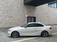 Gebraucht BMW 225 M Sport 224 PS (164 kW) 2018 Weiß Coupé