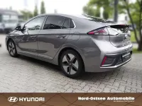 Gebraucht Hyundai Ioniq 105 PS (77 kW) 2021 Fluidic metal / met Kleinwagen