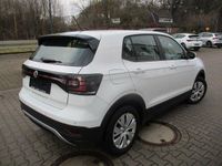 Gebraucht VW T-Cross Basis 95 PS (69 kW) 2020 Weiß SUV