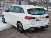 Gebraucht Mercedes B180 136 PS (100 kW) 2019 Weiß Van / Kleinbus