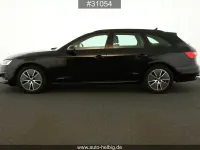 Gebraucht Audi A4 Advanced 163 PS (119 kW) 2022 Schwarz Kombi