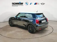 Gebraucht Mini Cooper SE Classic 135 kW (184 PS) 2022 Schwarz Kleinwagen