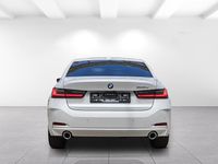 Gebraucht BMW 320 Comfort Edition 190 PS (139 kW) 2024 Weiß Limousine